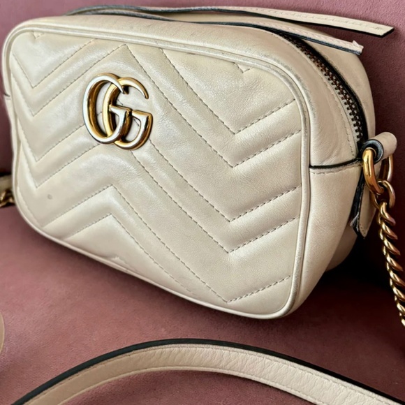 Authentic Gucci GG Marmont Mini Shoulder Bag - Picture 3 of 16